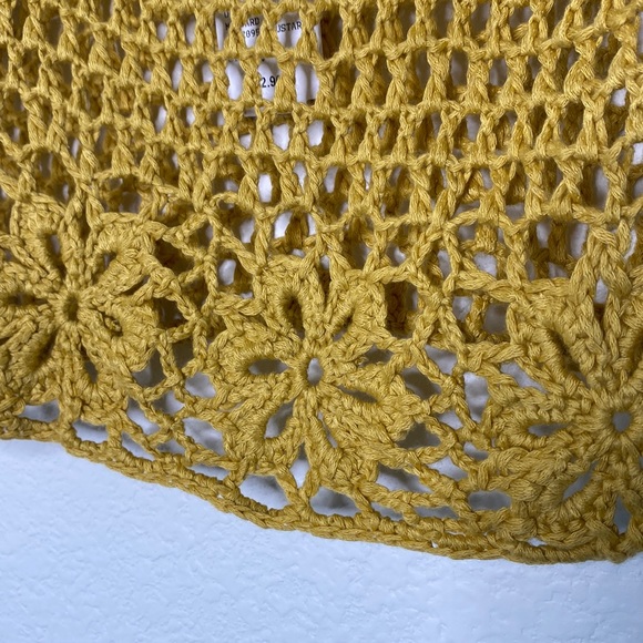 Yellow Crotchet Crop Top - Picture 5 of 7